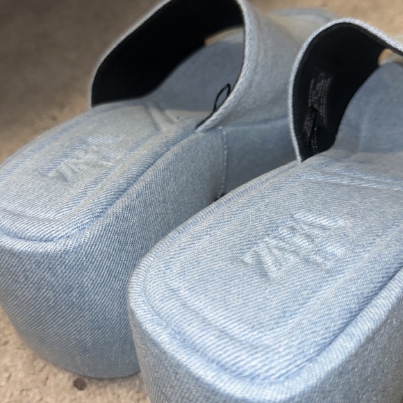 Zara Platform Jean Sandals - Picture 2 of 3